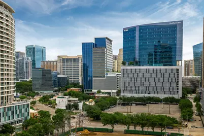 2408 Victory Park Lane #1039, Dallas, TX 75219 - Photo 26