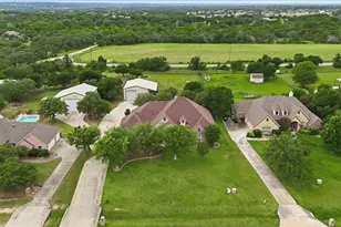 150 Blacktail Ln, Azle, TX 76020 - Photo 32