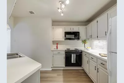 1010 Allen Street #214, Dallas, TX 75204 - Photo 12