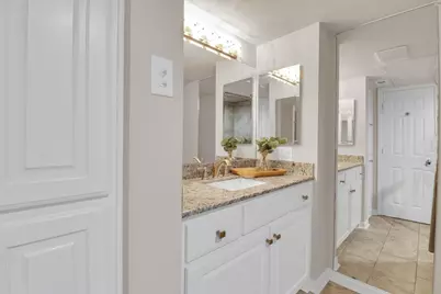 2702 Douglas Avenue #125, Dallas, TX 75219 - Photo 22