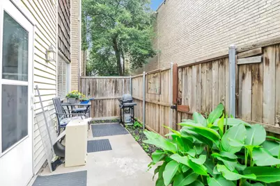 2702 Douglas Avenue #125, Dallas, TX 75219 - Photo 4