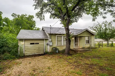 1202 Lindsey Street, Denton, TX 76205 - Photo 2