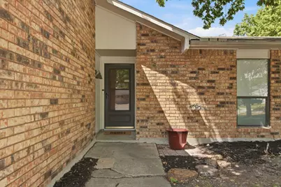 5113 Blue Glen Drive, The Colony, TX 75056 - Photo 4