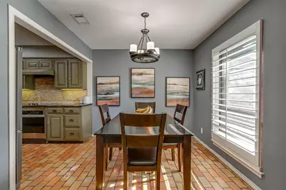 124 Cliffside Drive S, Burleson, TX 76028 - Photo 14