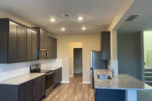 311 Clear Springs St, Princeton, TX 75407 - Photo 4