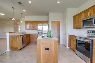 1173 Albatross Ct, Benbrook, TX 76126 - Photo 14