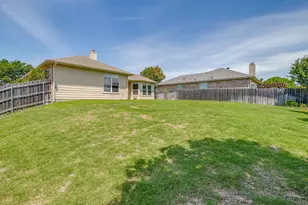 1173 Albatross Ct, Benbrook, TX 76126 - Photo 40