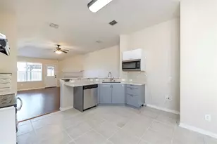 2716 Dawn Spring Dr, Little Elm, TX 75068 - Photo 4