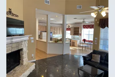 7521 England Drive, Plano, TX 75025 - Photo 6