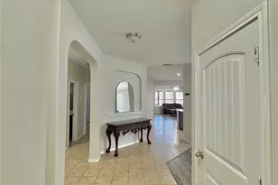 204 Red Fox Ln, Denton, TX 76210 - Photo 2