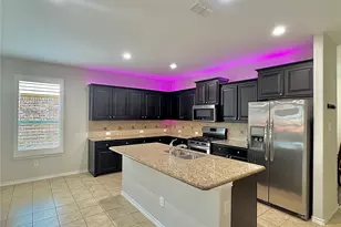 204 Red Fox Ln, Denton, TX 76210 - Photo 10