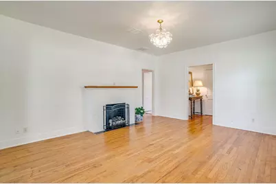 5613 Pershing Avenue, Fort Worth, TX 76107 - Photo 8