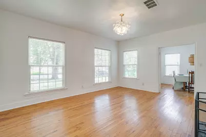 5613 Pershing Avenue, Fort Worth, TX 76107 - Photo 6