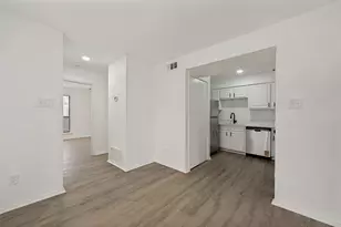2328 Sherry St, Arlington, TX 76014 - Photo 8