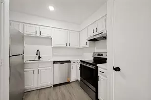 2328 Sherry St, Arlington, TX 76014 - Photo 10