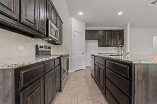 217 Angelina Ct, Azle, TX 76020 - Photo 10