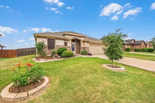 1536 Salado Tr, Weatherford, TX 76087 - Photo 2