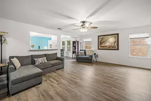 13621 Ponderosa Ranch Rd, Fort Worth, TX 76262 - Photo 6