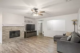 13621 Ponderosa Ranch Rd, Fort Worth, TX 76262 - Photo 10