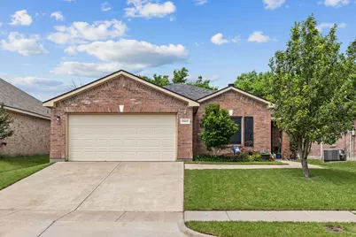 13621 Ponderosa Ranch Road, Fort Worth, TX 76262 - Photo 2