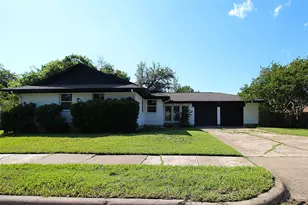 4502 Live Oak Dr, Mesquite, TX 75150 - Photo 1