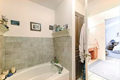 105 Santee Drive, Lake Kiowa, TX 76240 - Photo 22