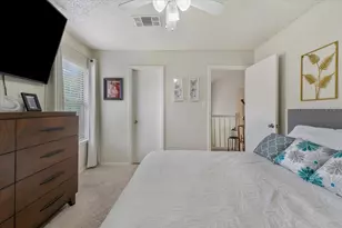 1463 Meadowood Village Dr, Fort Worth, TX 76120 - Photo 12