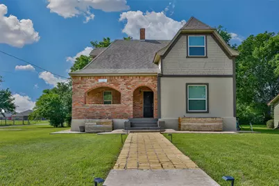 230 E Main Street, Lindsay, TX 76250 - Photo 1
