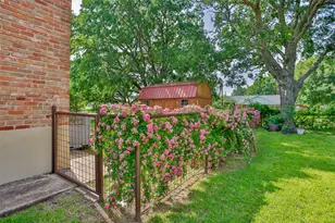 230 E Main St, Lindsay, TX 76250 - Photo 28