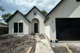 338 Texana St, Van Alstyne, TX 75495 - Photo 2