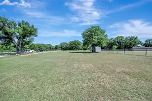 3224 N Cardinal Rd, Reno, TX 76020 - Photo 36