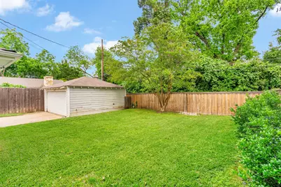 4628 Surf Drive, Dallas, TX 75214 - Photo 28