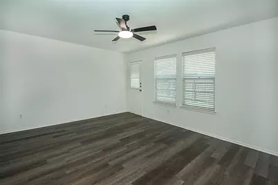 320 Chalkstone Drive, Fort Worth, TX 76131 - Photo 12
