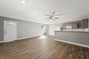 929 S Rosemont Ave, Dallas, TX 75208 - Photo 20