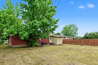 2333 S Lockhart Avenue, Dallas, TX 75228 - Photo 16