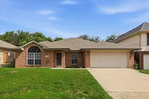 7525 Arbor Park Dr, Fort Worth, TX 76120 - Photo 6