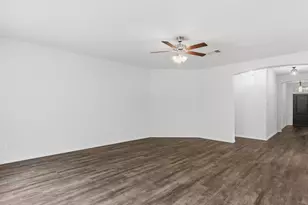 2913 Megan St, Denton, TX 76209 - Photo 8