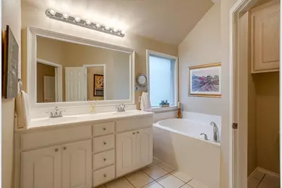1410 Parkside Drive, Mansfield, TX 76063 - Photo 16