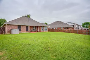 1410 Parkside Dr, Mansfield, TX 76063 - Photo 22