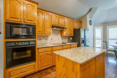 1410 Parkside Drive, Mansfield, TX 76063 - Photo 10