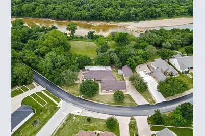 10100 Ravenswood Road, Granbury, TX 76049 - Photo 2
