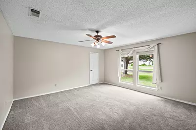 10100 Ravenswood Road, Granbury, TX 76049 - Photo 24