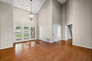 10100 Ravenswood Rd, Granbury, TX 76049 - Photo 10