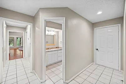 10100 Ravenswood Road, Granbury, TX 76049 - Photo 26