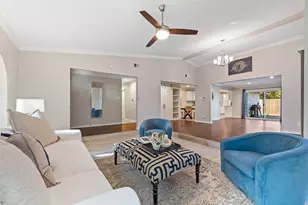 8605 Grumman Dr, Dallas, TX 75228 - Photo 6
