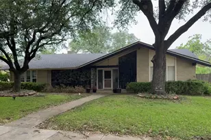 2137 Sea Island Dr, Dallas, TX 75232 - Photo 1