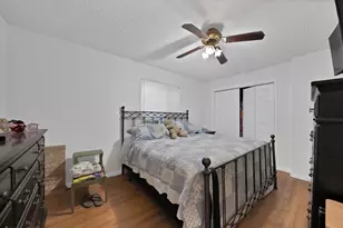 521 Ann Lois Ln, Burleson, TX 76028 - Photo 16