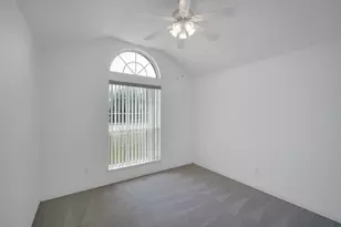 1040 Vinewood Ave, Burleson, TX 76028 - Photo 16