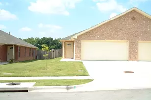 936 Sylvia St, Weatherford, TX 76086 - Photo 2