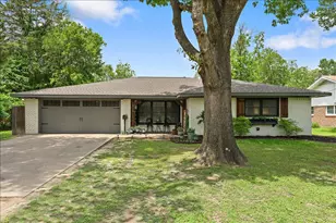 1904 W 4th Ave, Corsicana, TX 75110 - Photo 1